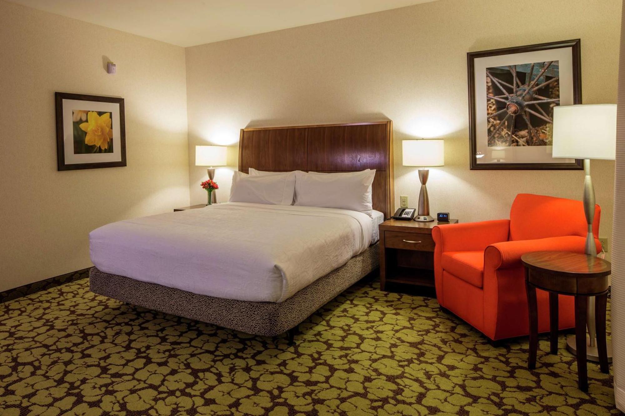 Hilton Garden 3*